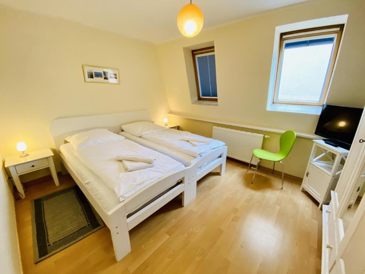 רוסטוק Ferienhaus Jan מראה חיצוני תמונה