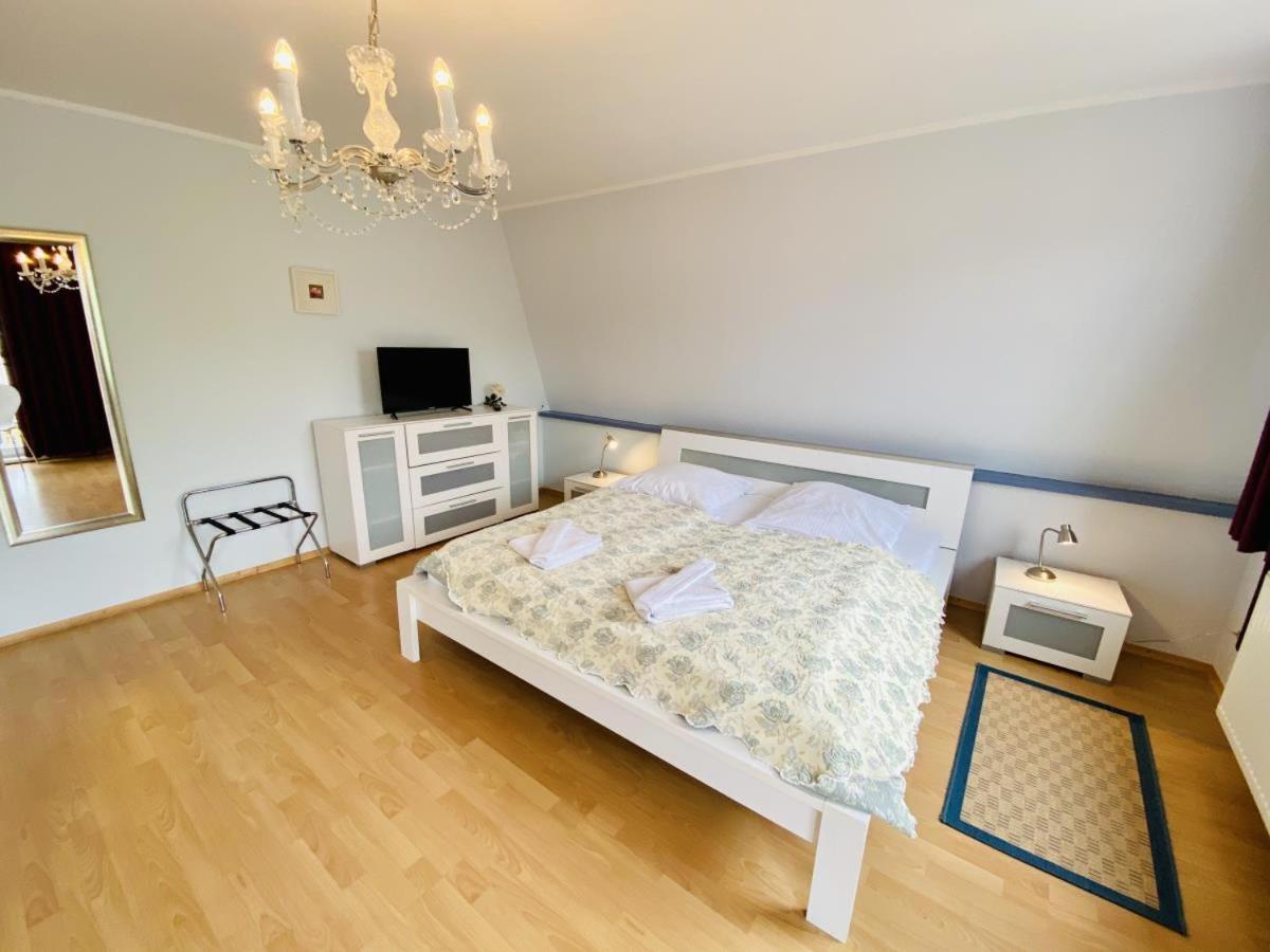 רוסטוק Ferienhaus Jan מראה חיצוני תמונה