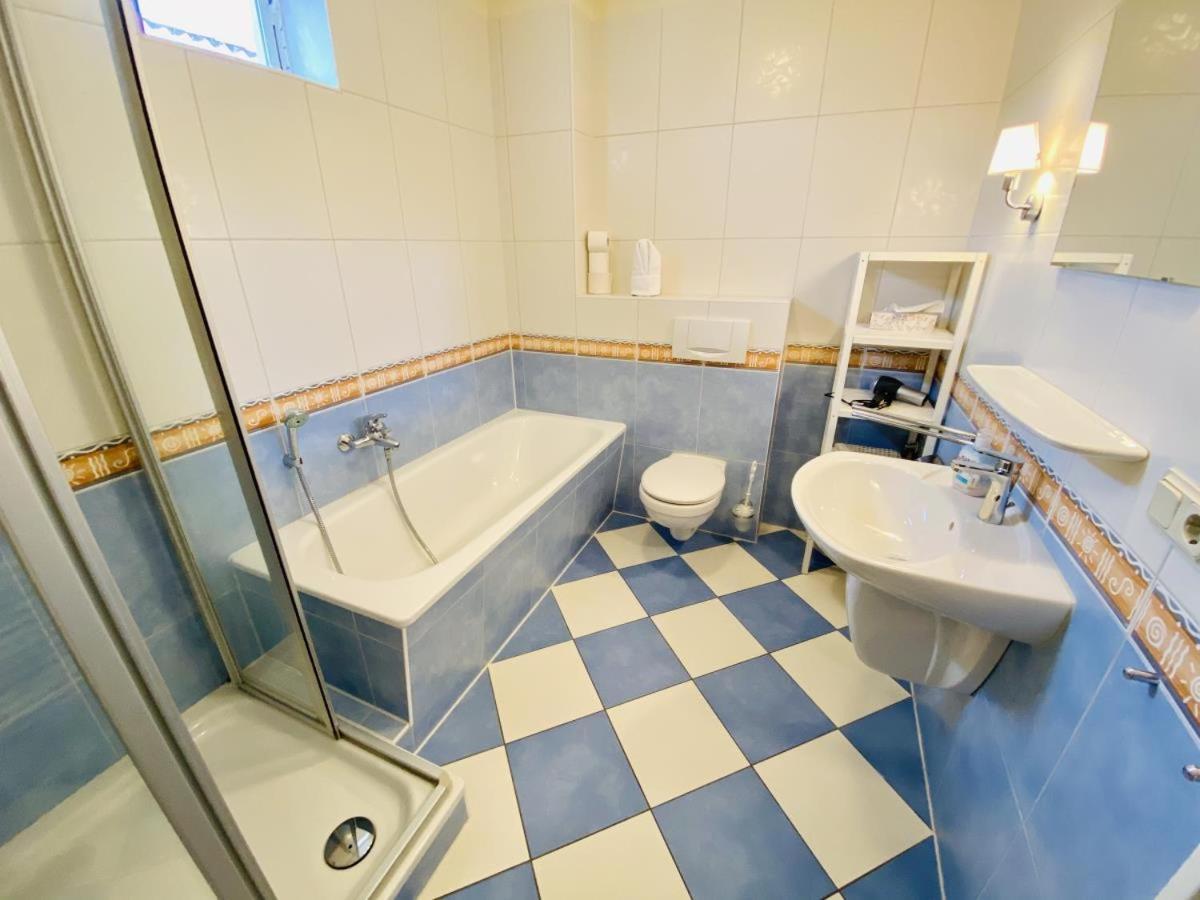 רוסטוק Ferienhaus Jan מראה חיצוני תמונה
